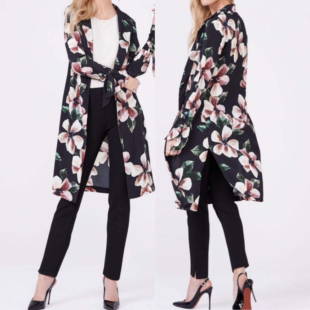 Frank Lyman Floral print Open front Duster